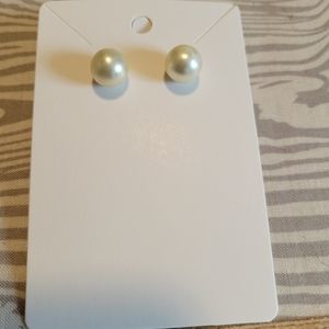 Vintage Pearl Stud Earrings